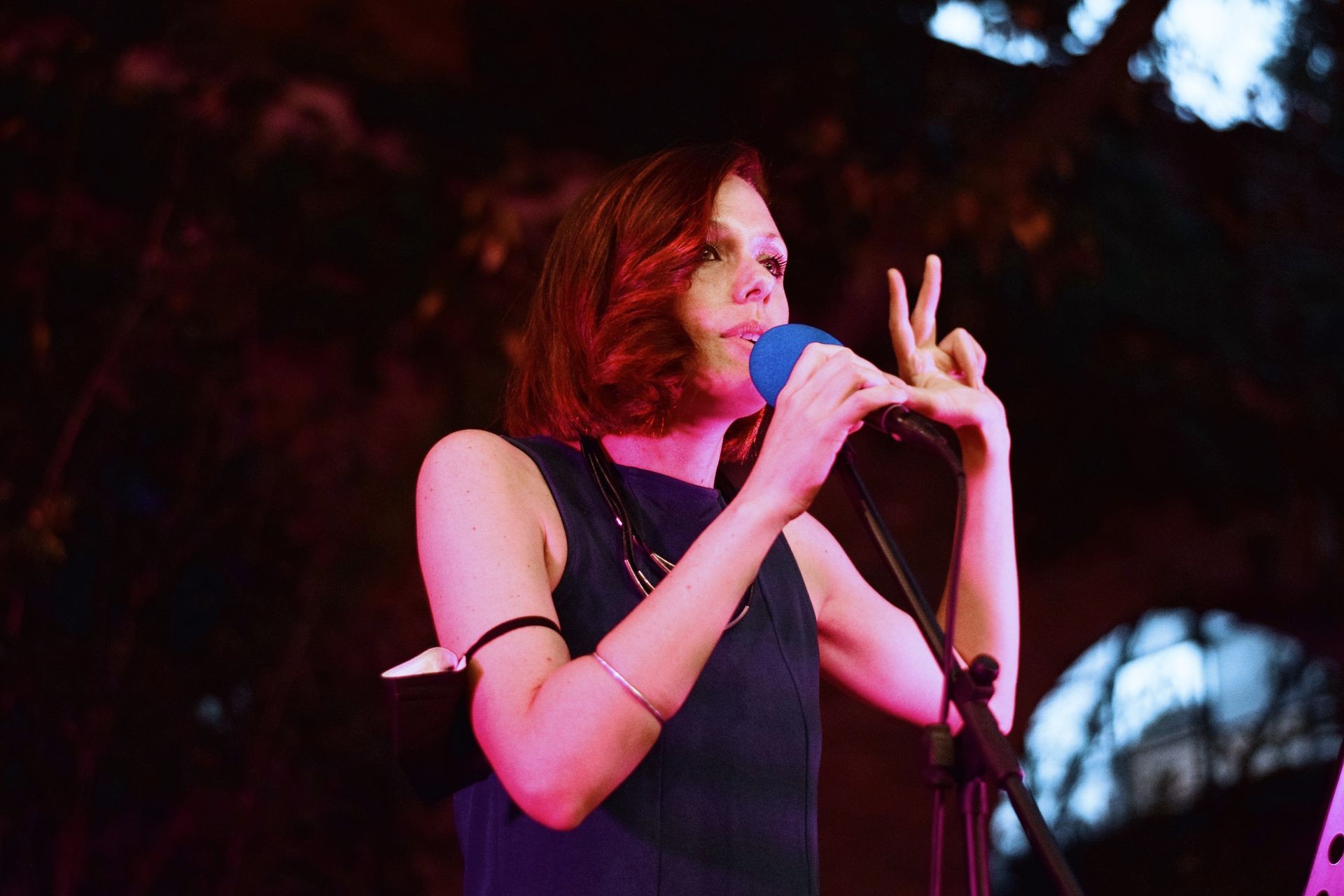 Giulia Sara - poeta performativa
